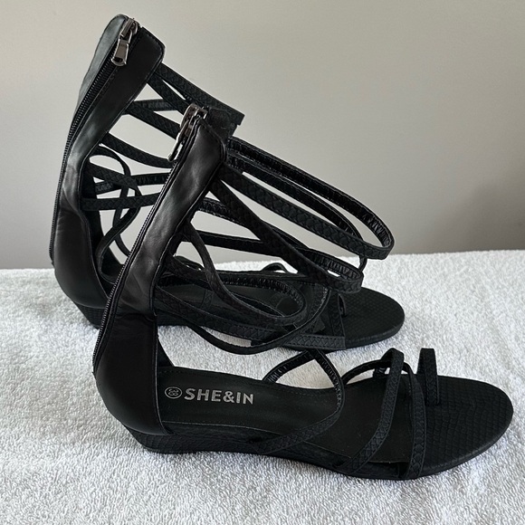 She&in gladiator sandals - Size 38 - Black - Picture 3 of 3